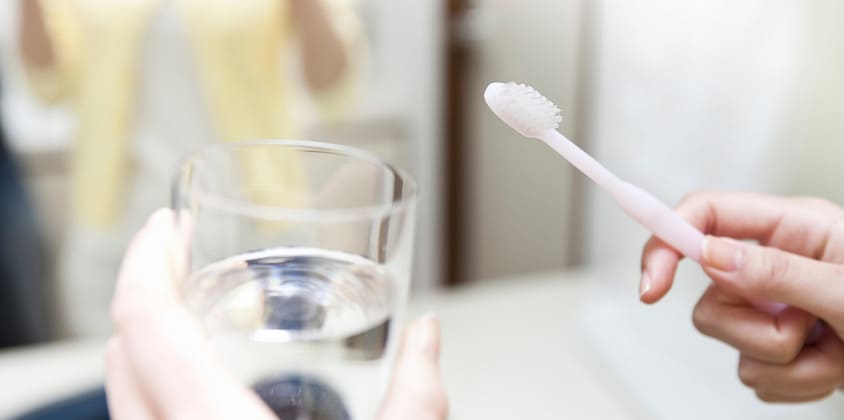 清掃の難しさと二次的な虫歯のリスク