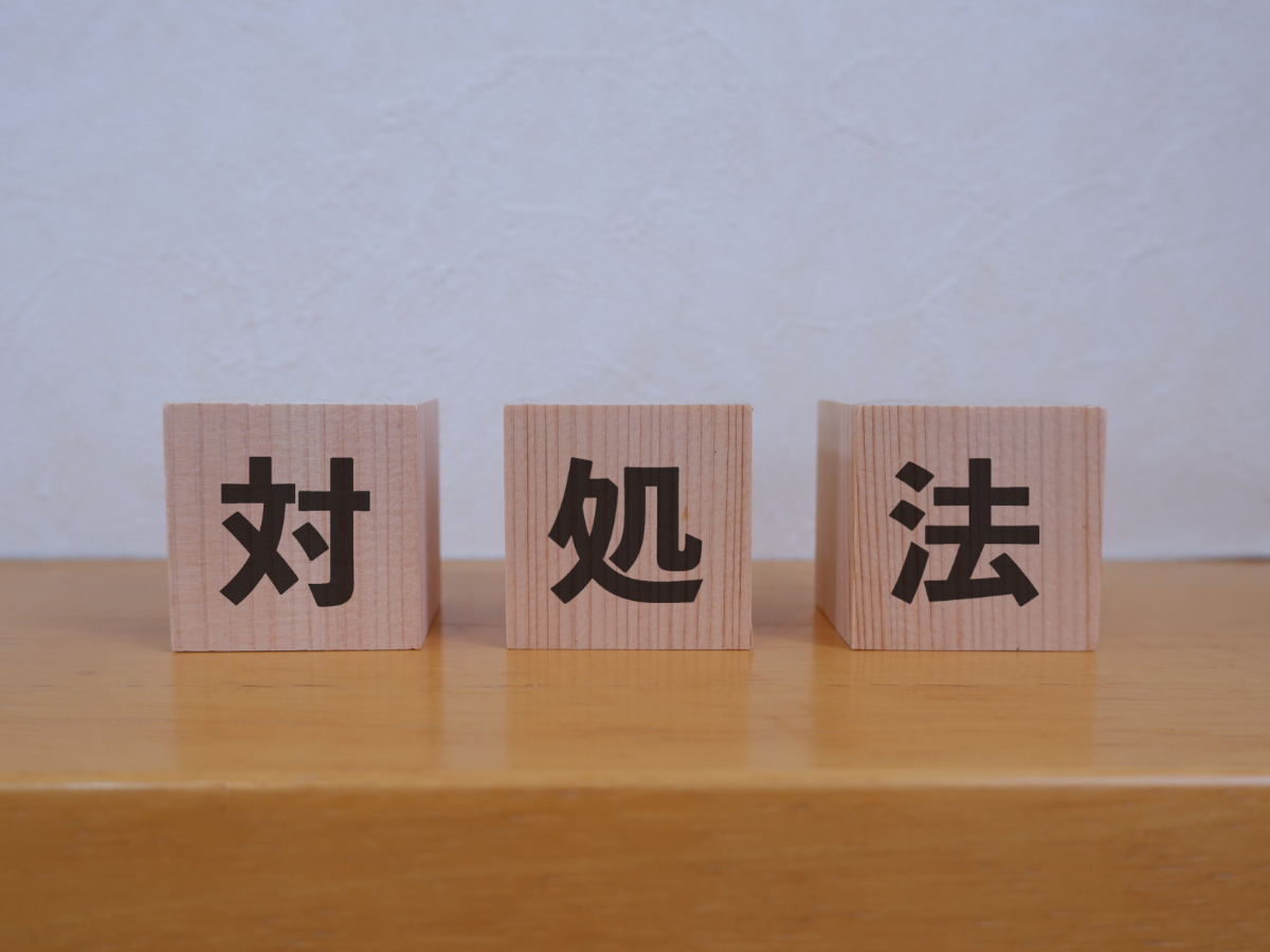 マウスピース矯正の装置が浮いたときの対処法