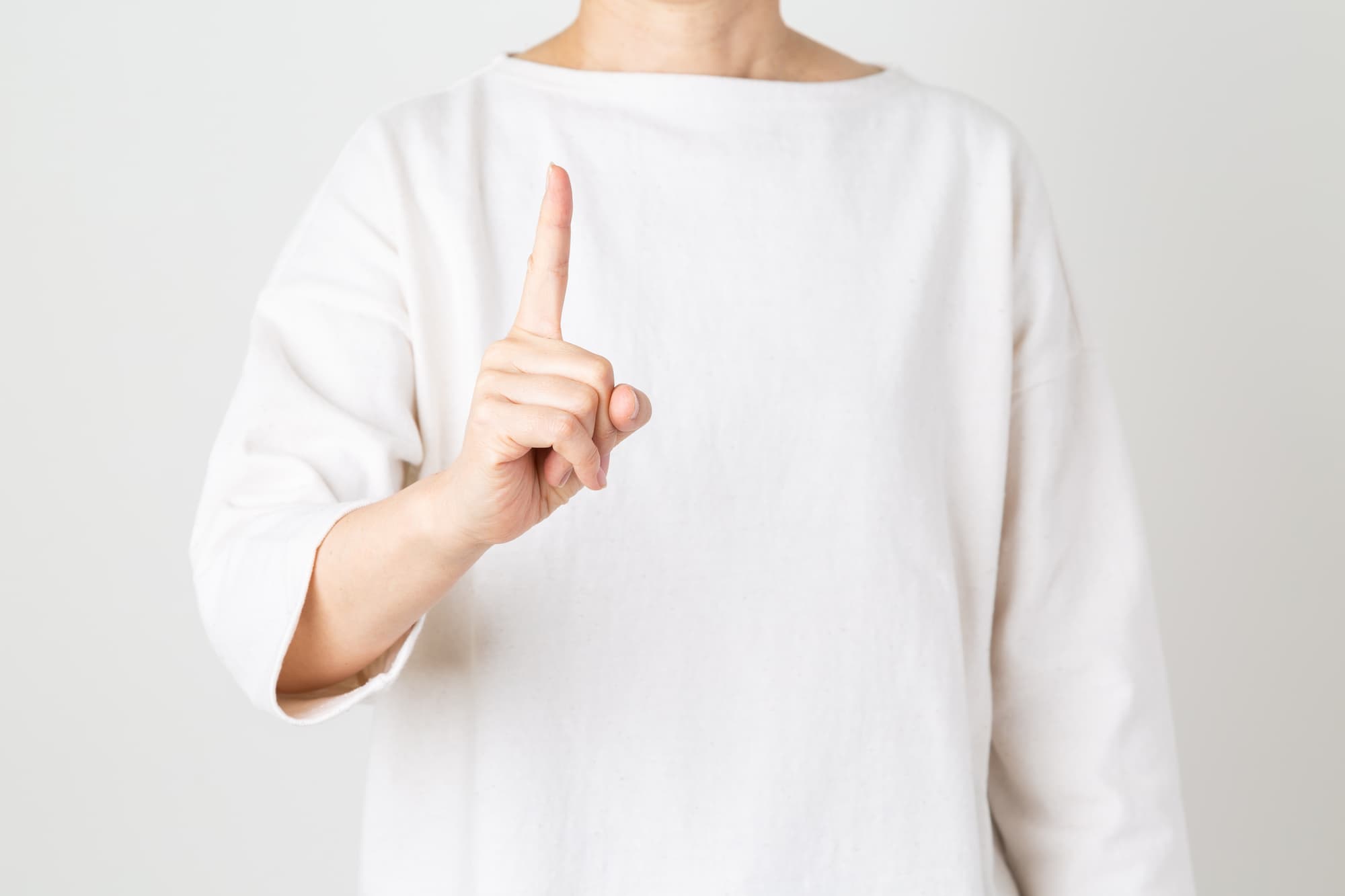 後戻りについて説明する様子