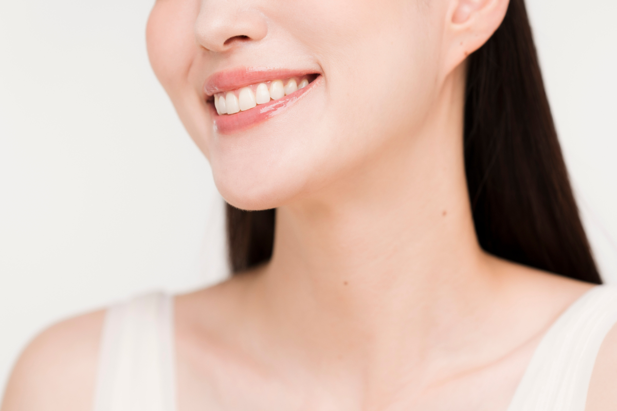 審美歯科治療で綺麗になった前歯